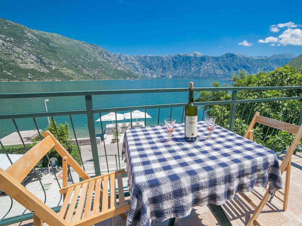 Apartments Iva Kotor Eksteriør bilde