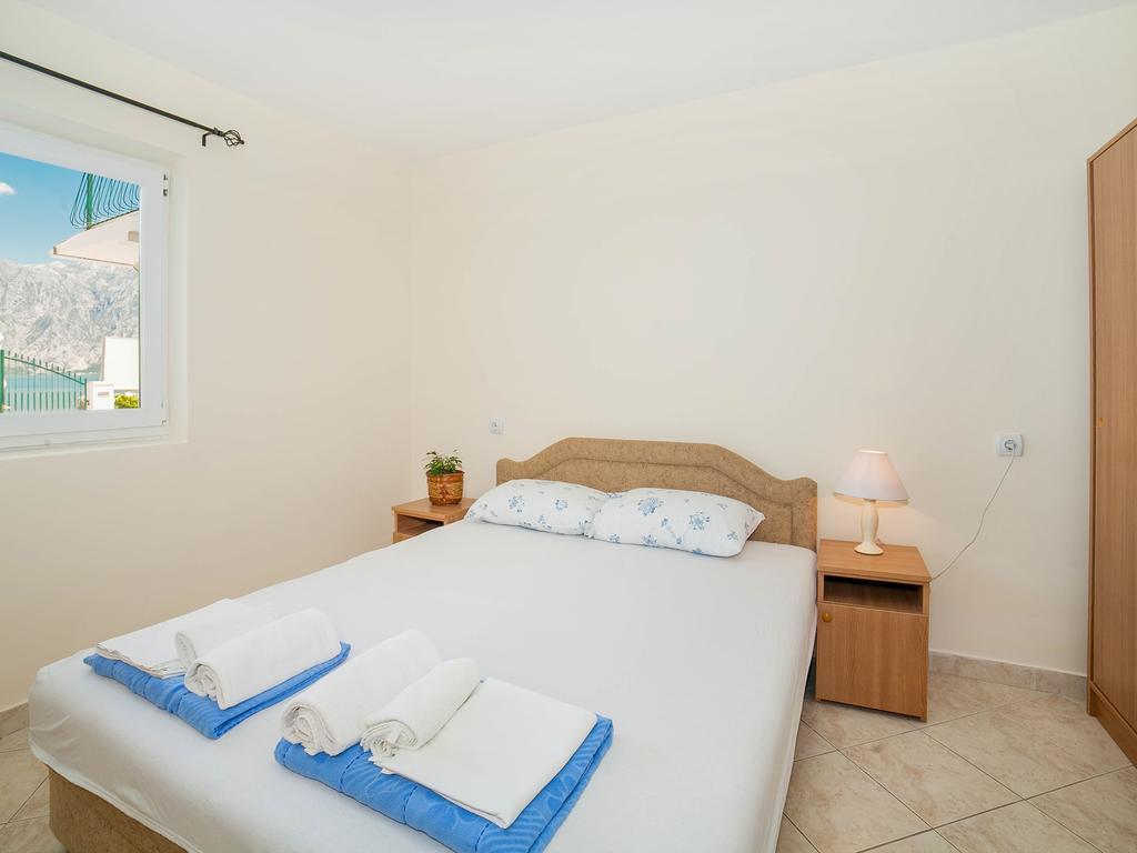 Apartments Iva Kotor Eksteriør bilde