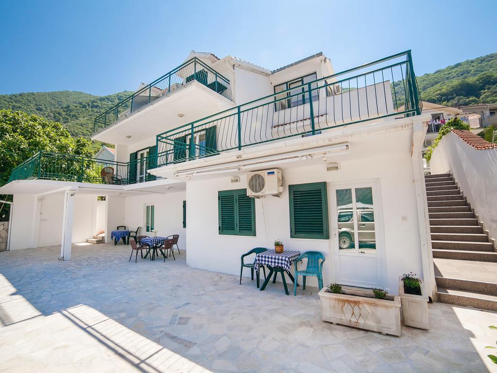 Apartments Iva Kotor Eksteriør bilde